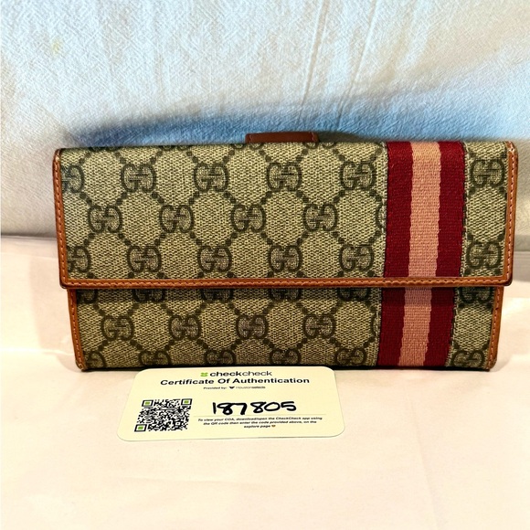 Beautiful Gucci Double Sided Long Wallet Featuring The Signature GG Monogram - Picture 2 of 9